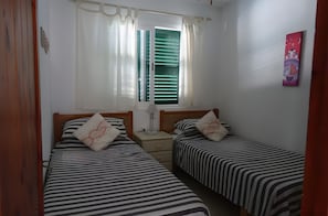 3 間睡房、熨斗/熨衫板、Wi-Fi、床單