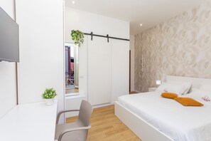 1 chambre, fer et planche à repasser, Wi-Fi, draps fournis