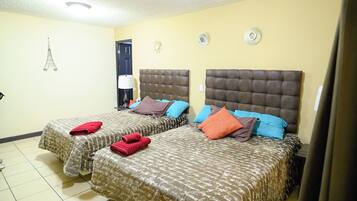 Standard Double Room | Desk, free WiFi
