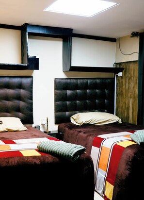 Standard Double Room Single Use | Desk, free WiFi - Hostal San Marcos (San Marcos)