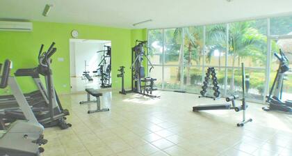Spectacular, Breathtaking Ocean Views, Perfect for Couples or Families!!