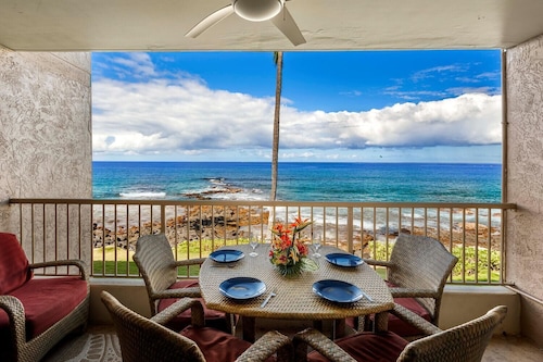 Breathtaking Ocean Front AC Next to Beach & Town - Vrkcv