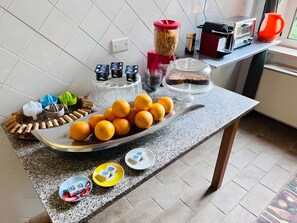 Dining - Podere La Miniera Relax-Food, room with garden view (Siena)