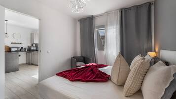 1 chambre, fer et planche Ă repasser, Wi-Fi, draps fournis