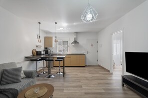 Interior - Vacation Apartment '4 Apartamentos Omanai Tenerife Sur' with Private Terrace and Wi-Fi (Arona)