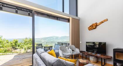 Chalet 'Casas Dos Jarros' with Mountain View and Private Jacuzzi