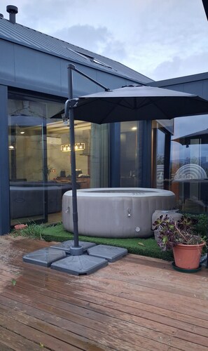 Chalet 'Casas Dos Jarros' with Mountain View and Private Jacuzzi