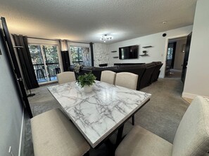 Interior - Ski-in/out, Dog-friendly, 2 bed/3 bath Spacious Condo in Center Village Copper (Frisco)