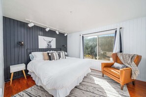 2 bedrooms, iron/ironing board, WiFi, bed sheets - Ski-In/Ski-Out Brian Head · Sleeps 10 · 2BR (Brian Head)