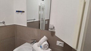 Unclassified image, 2 of 13, button - In the heart of Garbagnate Milanese (Kibou Apartment) (Garbagnate Milanese)