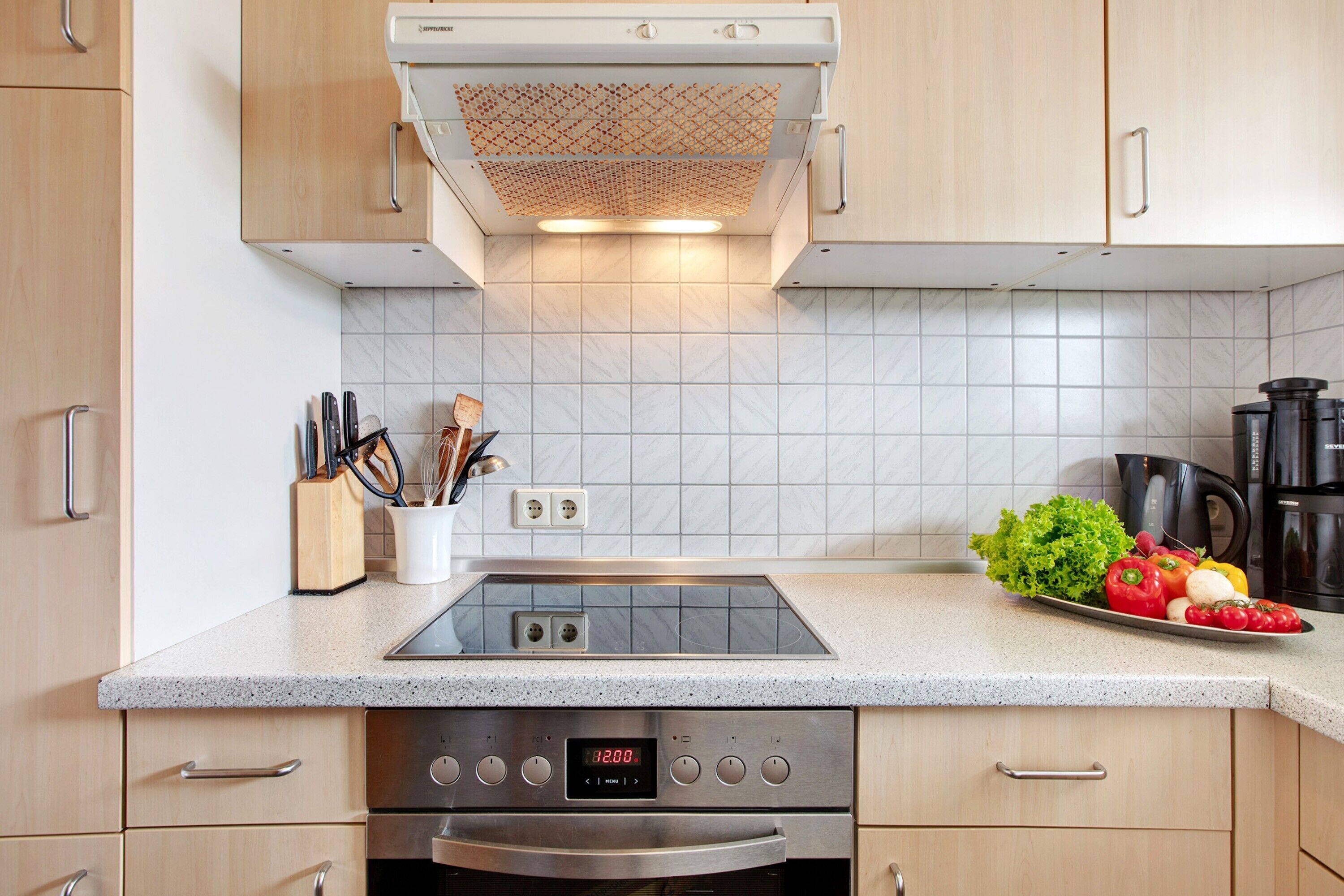 Refrigerador, horno, parrilla de estufa y lavavajillas 