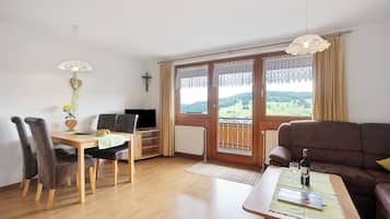 Fernseher, Stereoanlage