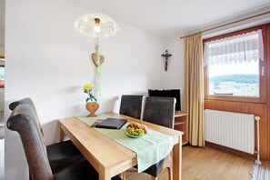 تناول الطعام