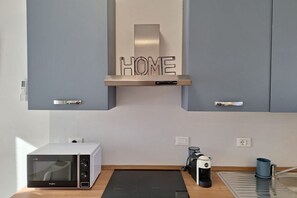 Fridge, oven, stovetop, dishwasher - Close to Rho Fiera (Starlight Apartment) (Garbagnate Milanese)