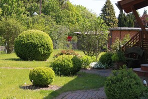 Property grounds - Waldhaus am Rehrhof first floor apartment (Rehlingen)