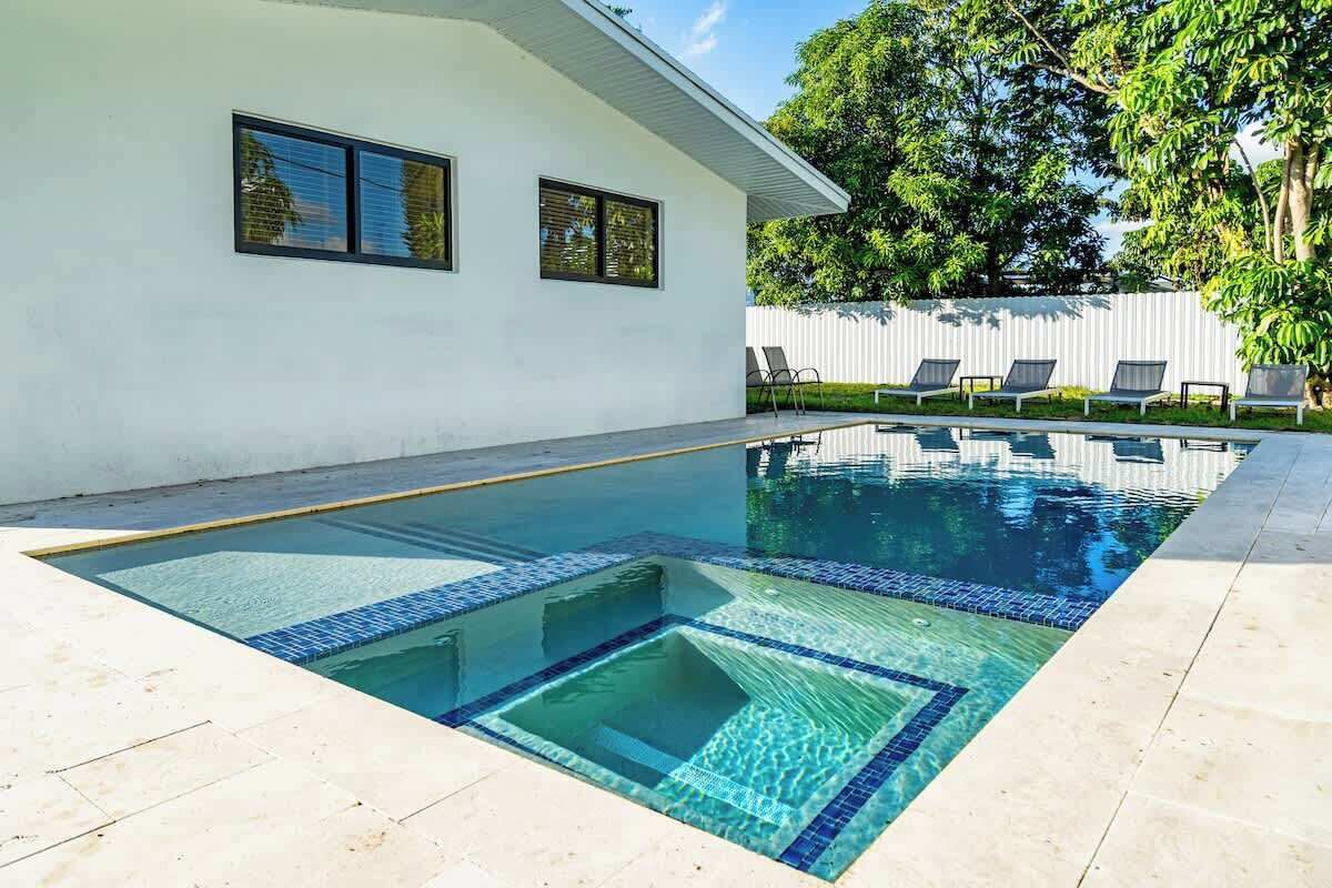 Alberca al aire libre 