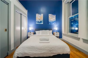 1 bedroom, WiFi, bed sheets - Near Hospitals & DT ~ Roomy+Parking+W/D+Churchill (Louisville)