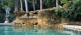 Welcoming 4-bedroom house with AC in Palmetto Bay