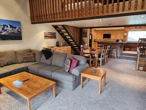 TV, fireplace - Snowcreek Resort Vacation Rental 224 (Mammoth Lakes)