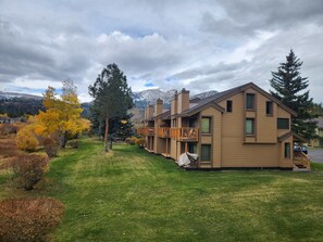 Exterior - Snowcreek Resort Vacation Rental 224 (Mammoth Lakes)
