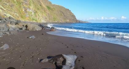 Maison de vacances 'MarĂa JosĂ©' avec vue montagne, terrasse privĂ©e et Wi-Fi