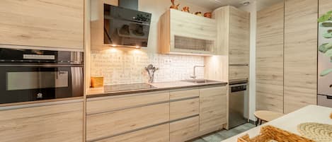 Microonde, forno, lavastoviglie, tostapane
