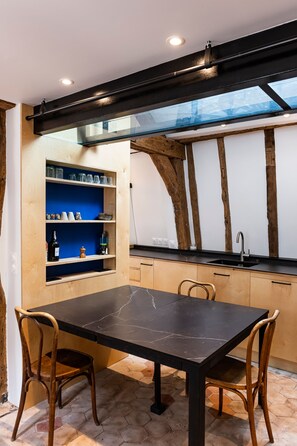 Dining - Le Saint Claude - Studio dans le Marais (Paris)