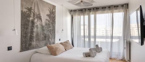 Fer et planche Ă repasser, Wi-Fi gratuit, draps fournis