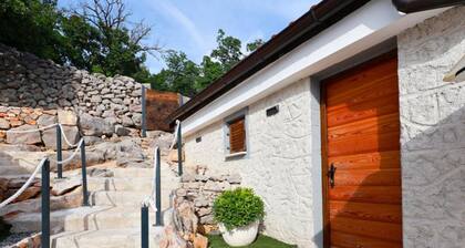 Anas Stone House - Jurčić Kalić