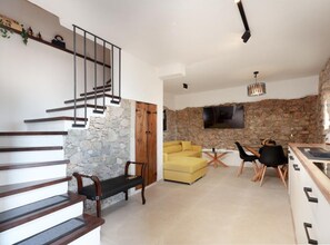 獨棟房屋 (Ana’s Stone House Jurčić Kalić w) | 私人廚房 | 電冰箱