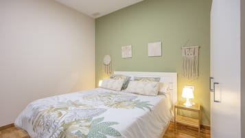 2 Schlafzimmer, Bügeleisen/Bügelbrett, WLAN, Bettwäsche