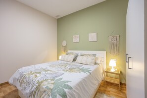 2 Schlafzimmer, Bügeleisen/Bügelbrett, WLAN, Bettwäsche