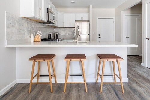 Downtown 2BR Gem | Yale | Wooster Sq | WiFi