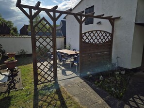 تناول الطعام بالخارج