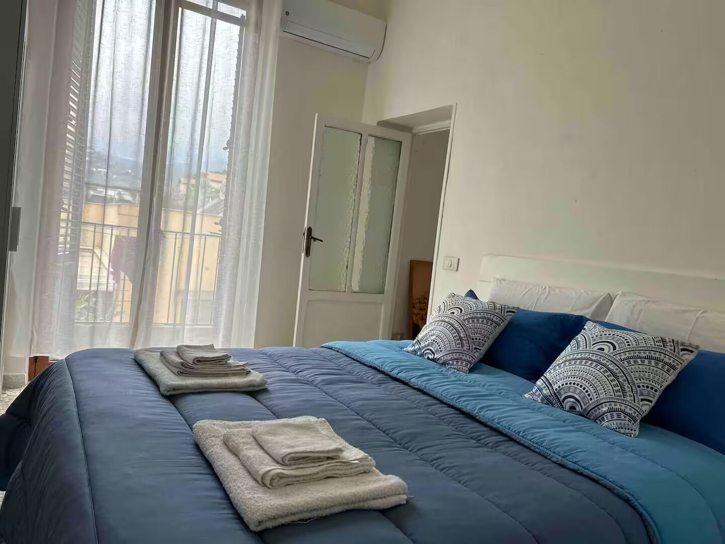 1 soverom, wi-fi (inkludert) og sengetøy