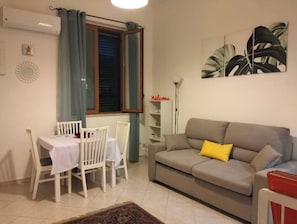 Smart TV - Saraceno Holiday Home Piazza Indipendenza Palermo (Palermo)