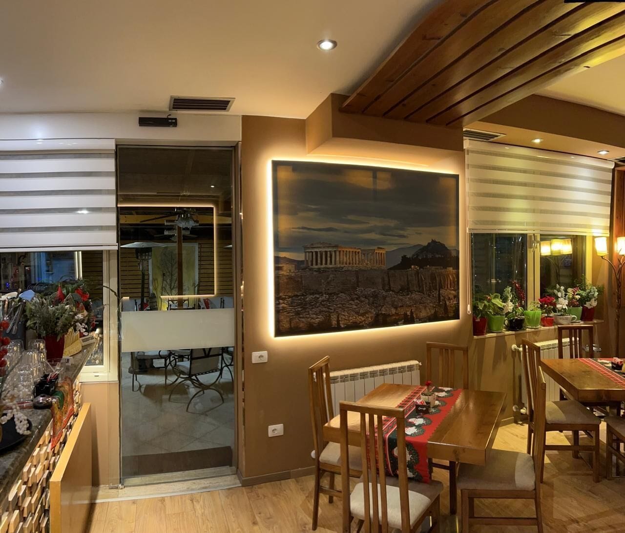 Smart TV 18 cm con canales de televisión digitales, películas con cargo