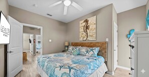 4 bedrooms, iron/ironing board, travel crib, WiFi - Steps to Beach~Heated Pool~Private Balcony~Deck (Corpus Christi)