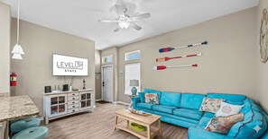 TV - Steps to Beach~Heated Pool~Private Balcony~Deck (Corpus Christi)