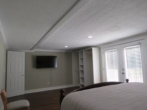 5 chambres, fer et planche à repasser, Wi-Fi gratuit