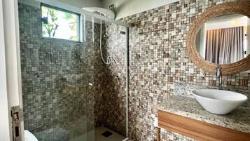 Premium Room | Iron/ironing board, free WiFi
