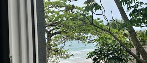 Iron/ironing board, free WiFi