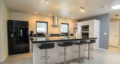 Villa 870: Stunning 3 Bedroom Villa With Pool