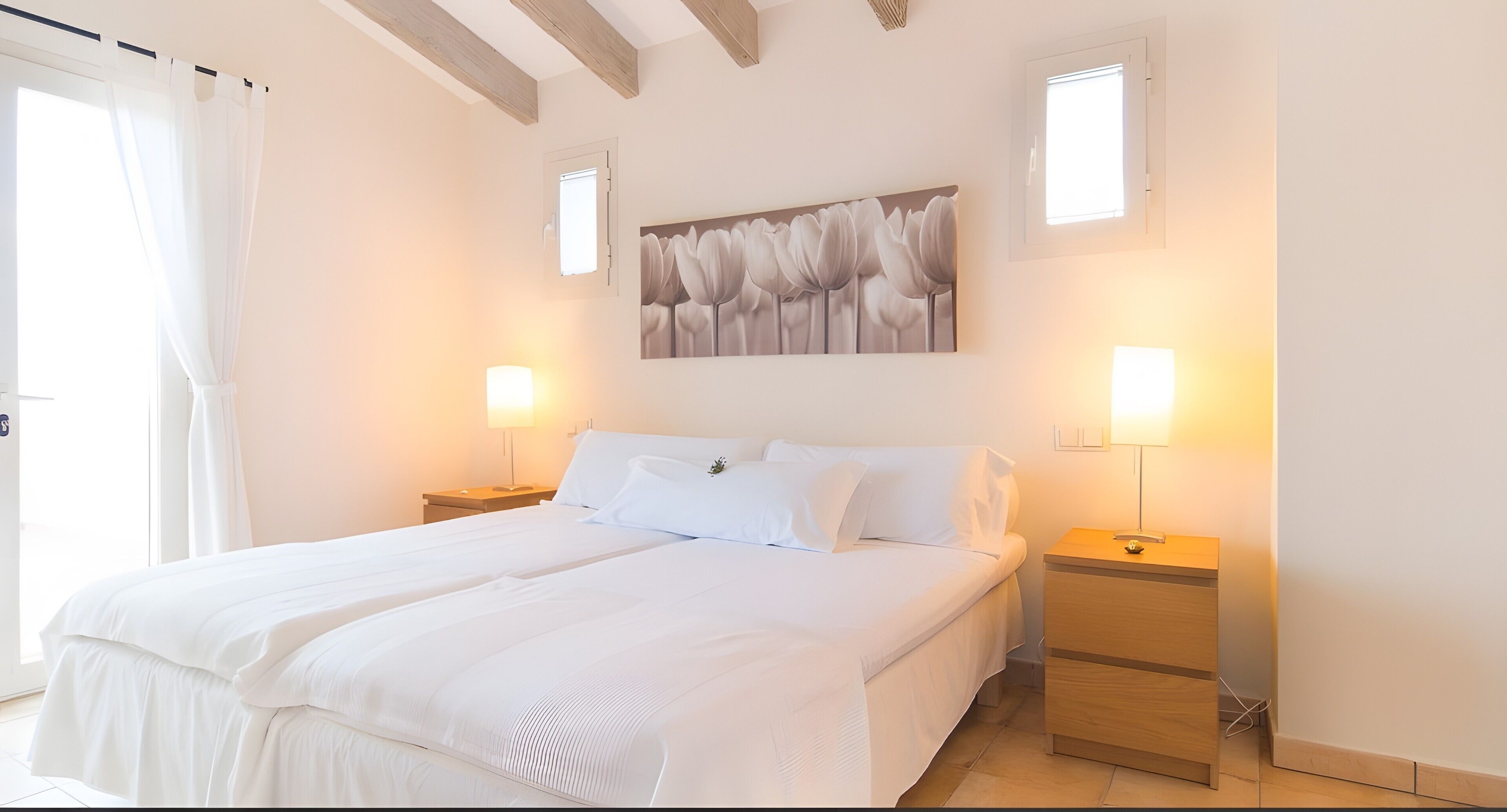 4 chambres, fer et planche à repasser, Wi-Fi, draps fournis