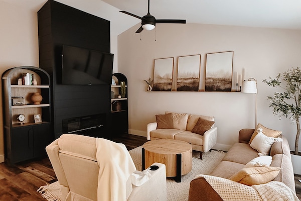 Télévision, cheminée