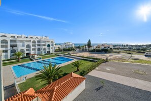 Exterior - 1-Bedroom Apartment with Shared Pool, Wi-Fi and Air Conditioning (Armação de Pêra)