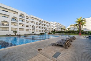 Pool - Studio '- 3 Ground Floor C' with Shared Pool, Wi-Fi, and Air Conditioning (Armação de Pêra)