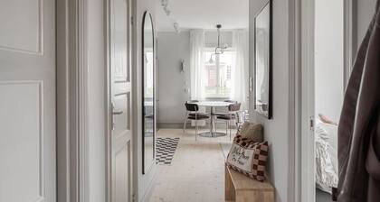 Stylish 2BR Apartment in Central Sundbyberg