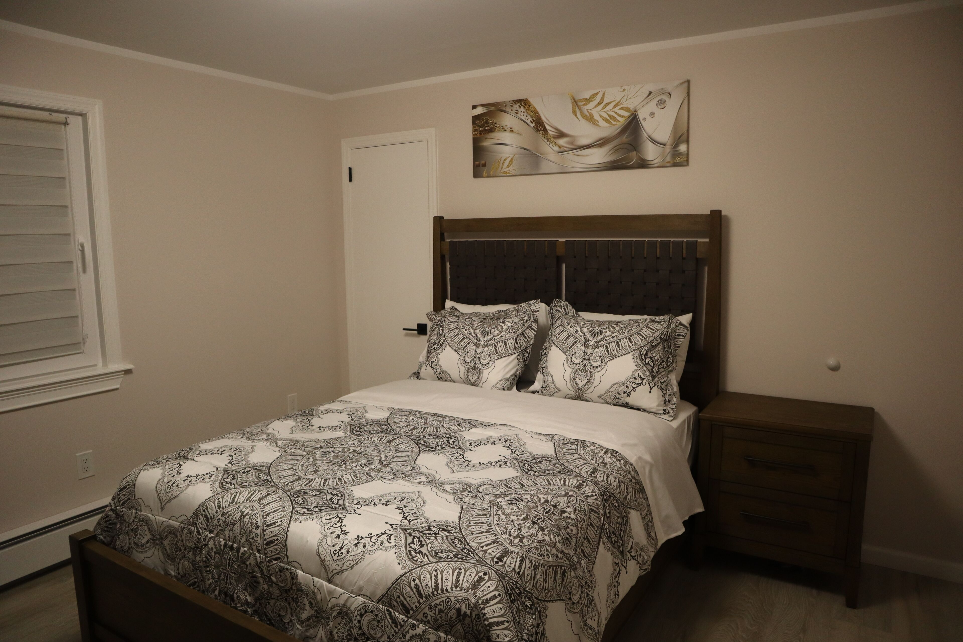 4 habitaciones, tabla de planchar con plancha y wifi 