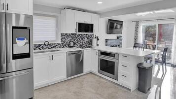 Microwave, oven, stovetop, dishwasher